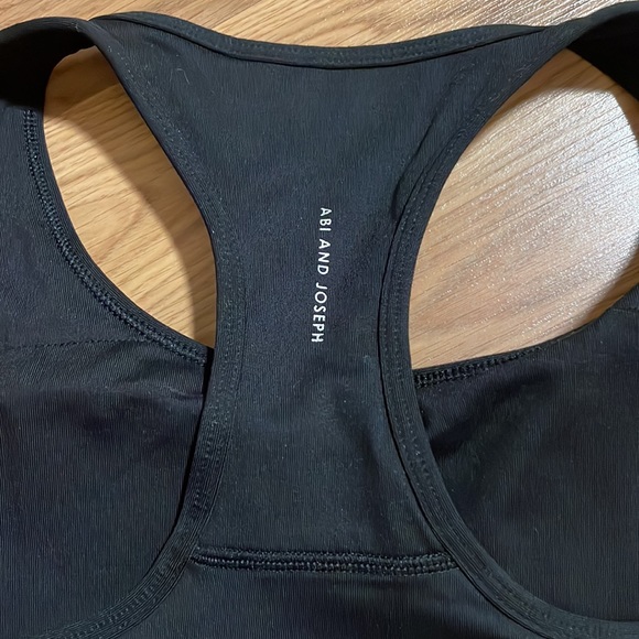 NWT ABI AND JOSEPH Run Swim High Support Sports Bra. Medium - Picture 5 of 9